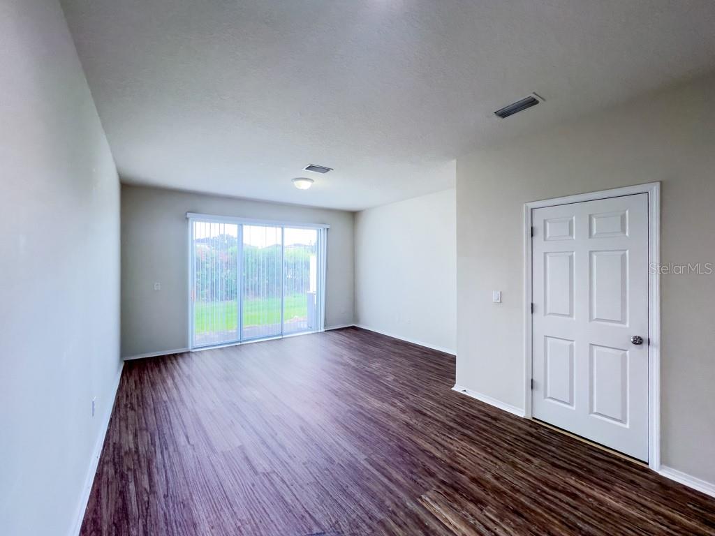 4812 WHITE SANDERLING CT, TAMPA, FL, 33619