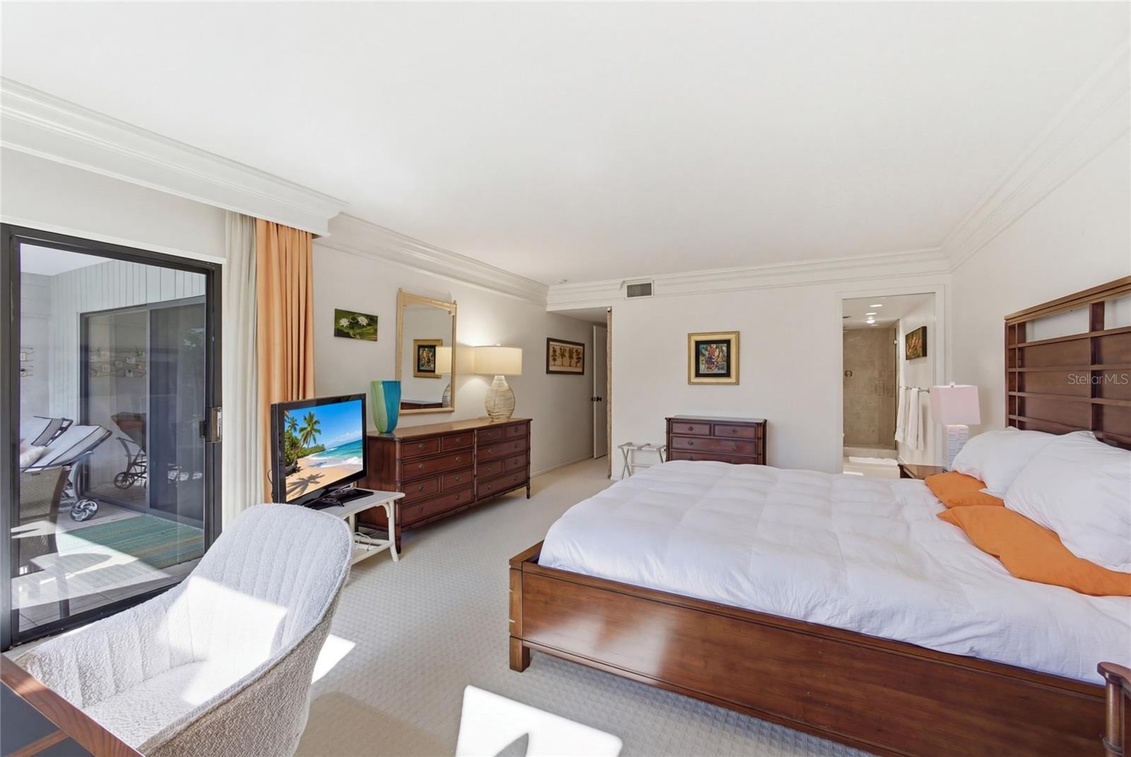 5757 GULF OF MEXICO DR #115, LONGBOAT KEY, FL, 34228