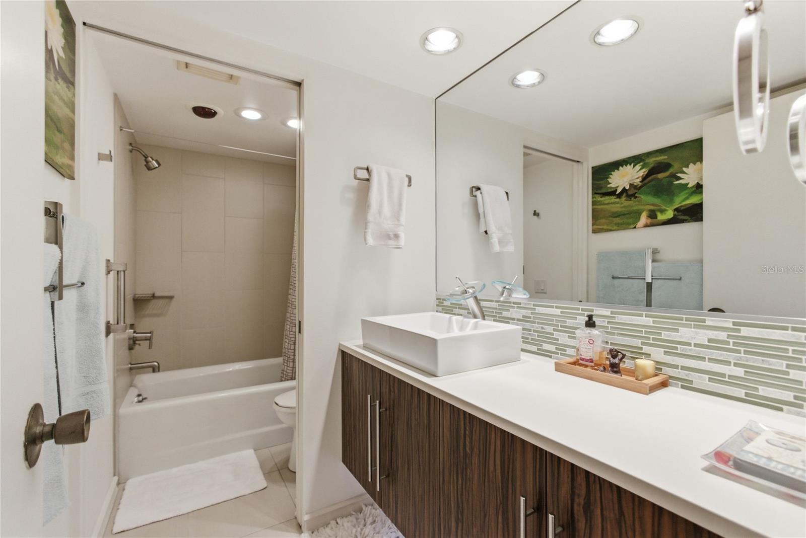 5757 GULF OF MEXICO DR #115, LONGBOAT KEY, FL, 34228