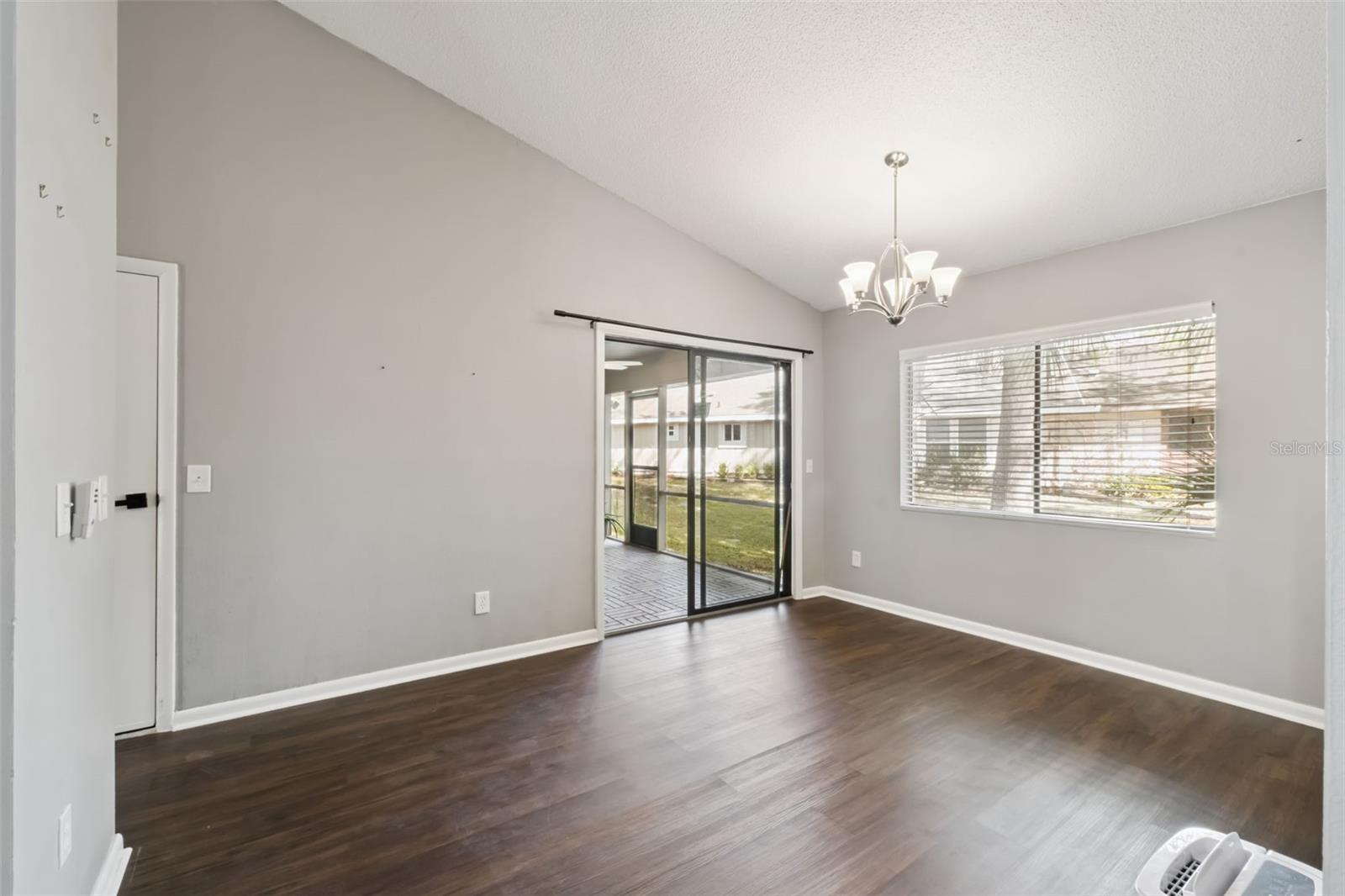 712 LINDEN DR, WINTER SPRINGS, FL, 32708