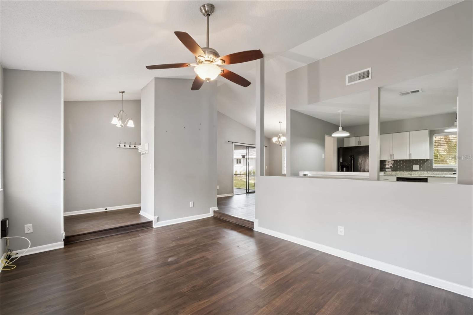 712 LINDEN DR, WINTER SPRINGS, FL, 32708