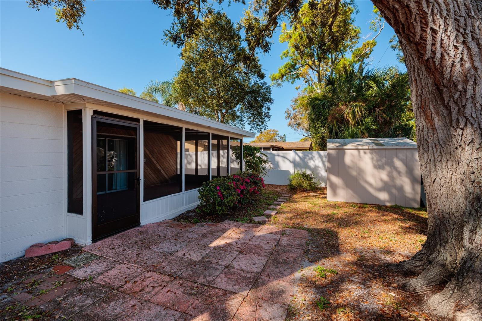 2045 66TH AVE S, ST PETERSBURG, FL, 33712