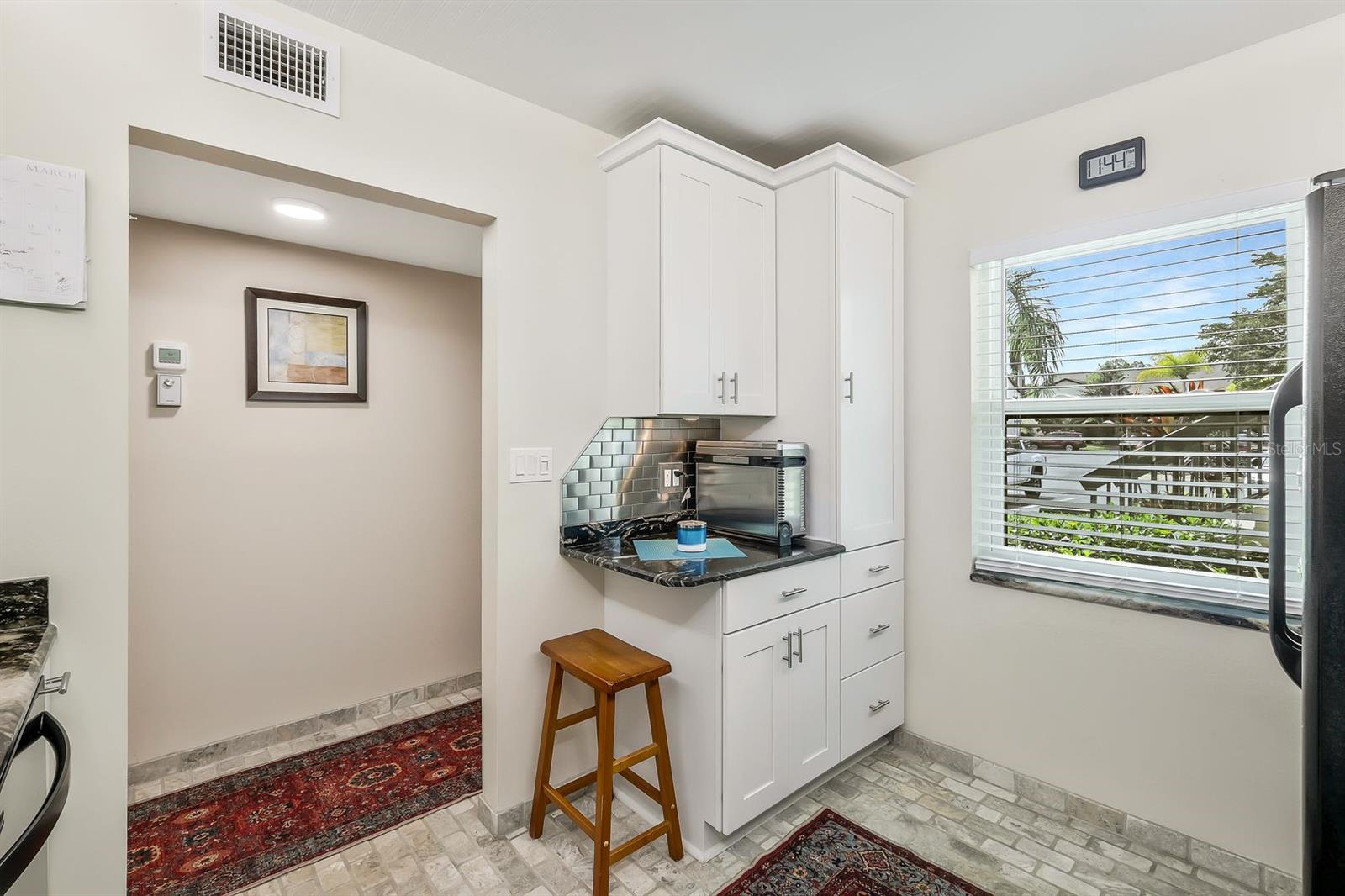 9290 LAKE PARK DR #104, FORT MYERS, FL, 33919