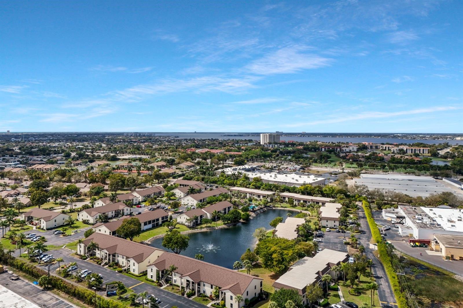 9290 LAKE PARK DR #104, FORT MYERS, FL, 33919