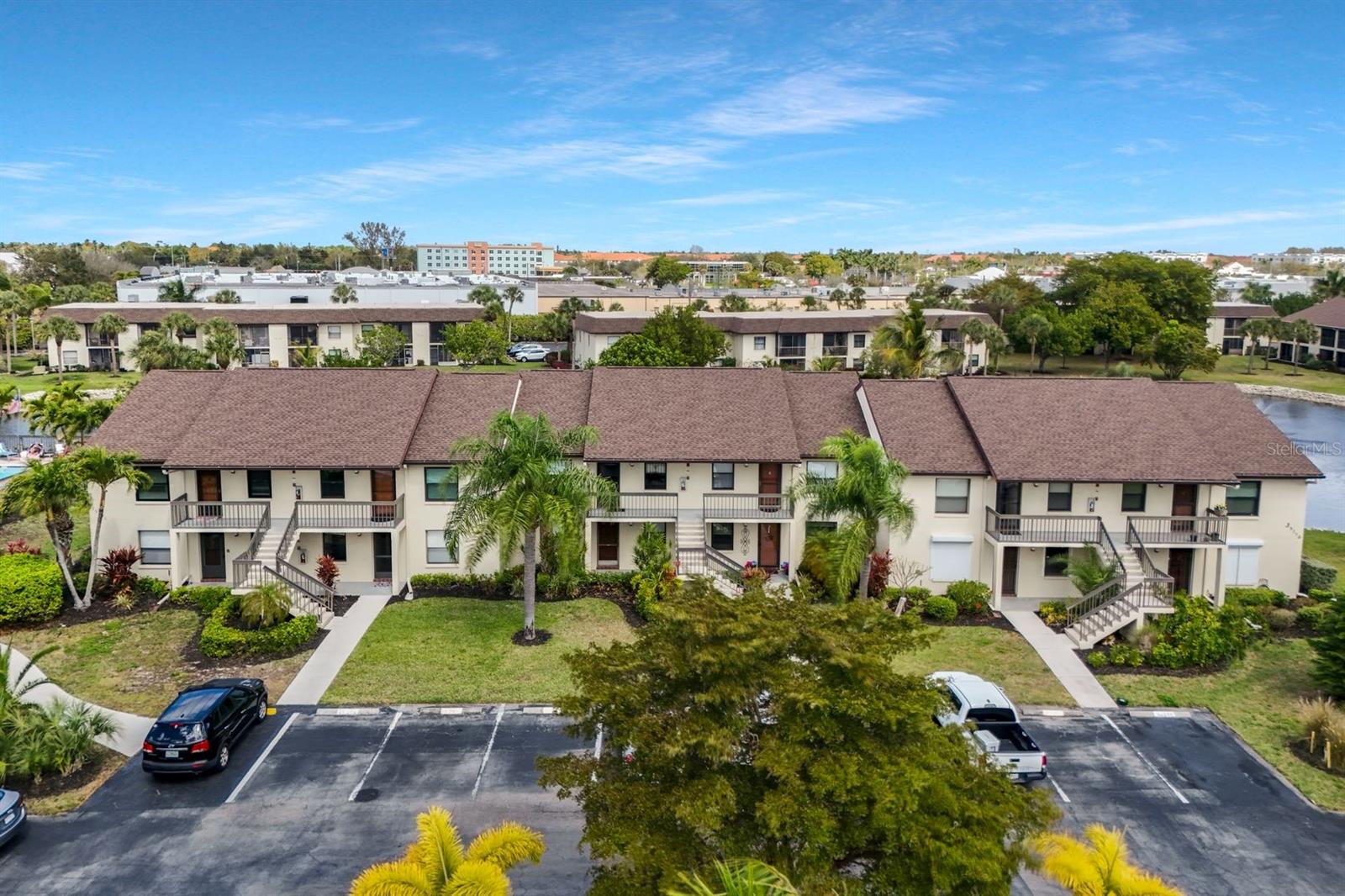 9290 LAKE PARK DR #104, FORT MYERS, FL, 33919