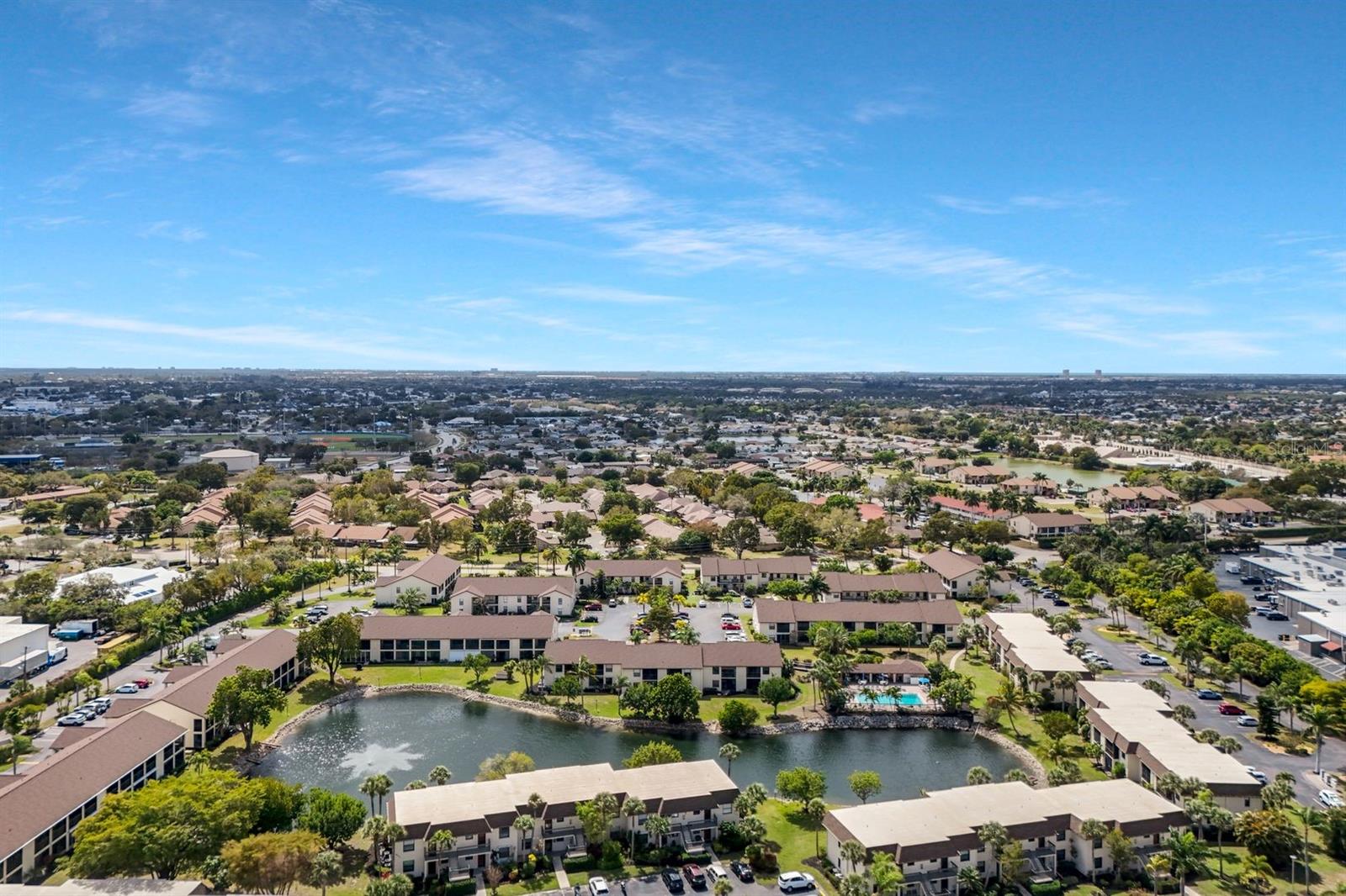 9290 LAKE PARK DR #104, FORT MYERS, FL, 33919