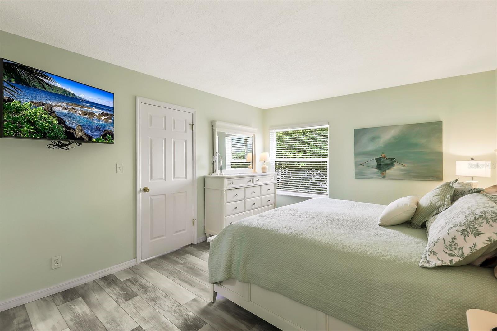 9290 LAKE PARK DR #104, FORT MYERS, FL, 33919