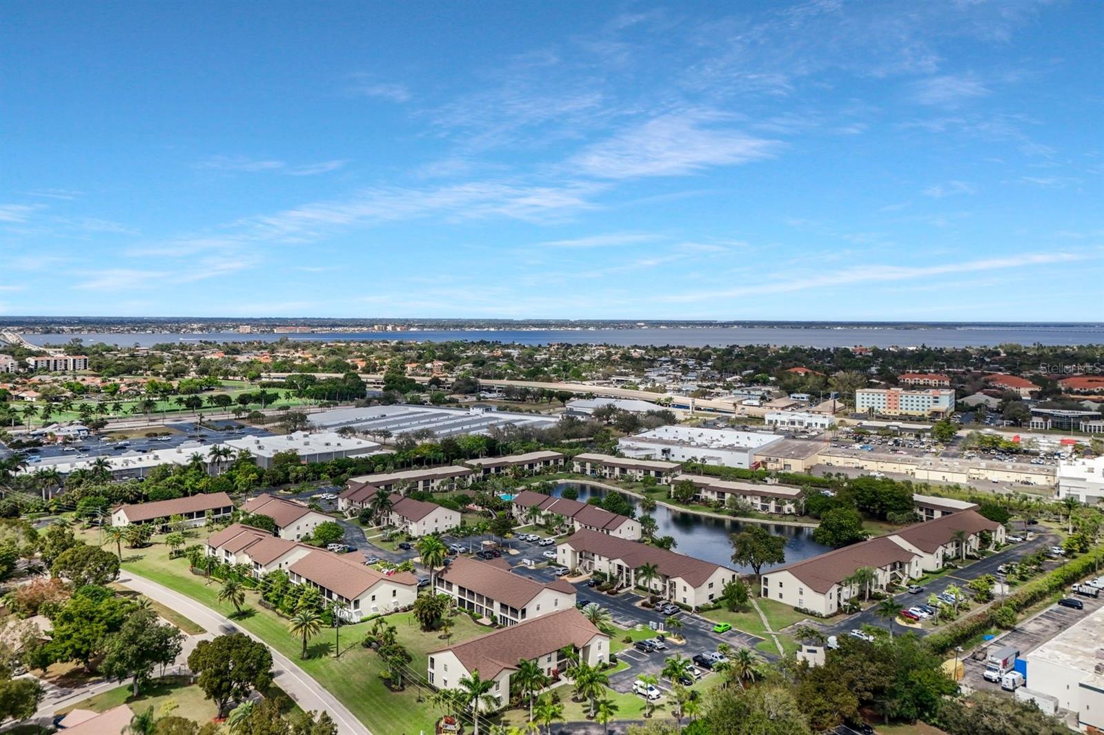 9290 LAKE PARK DR #104, FORT MYERS, FL, 33919