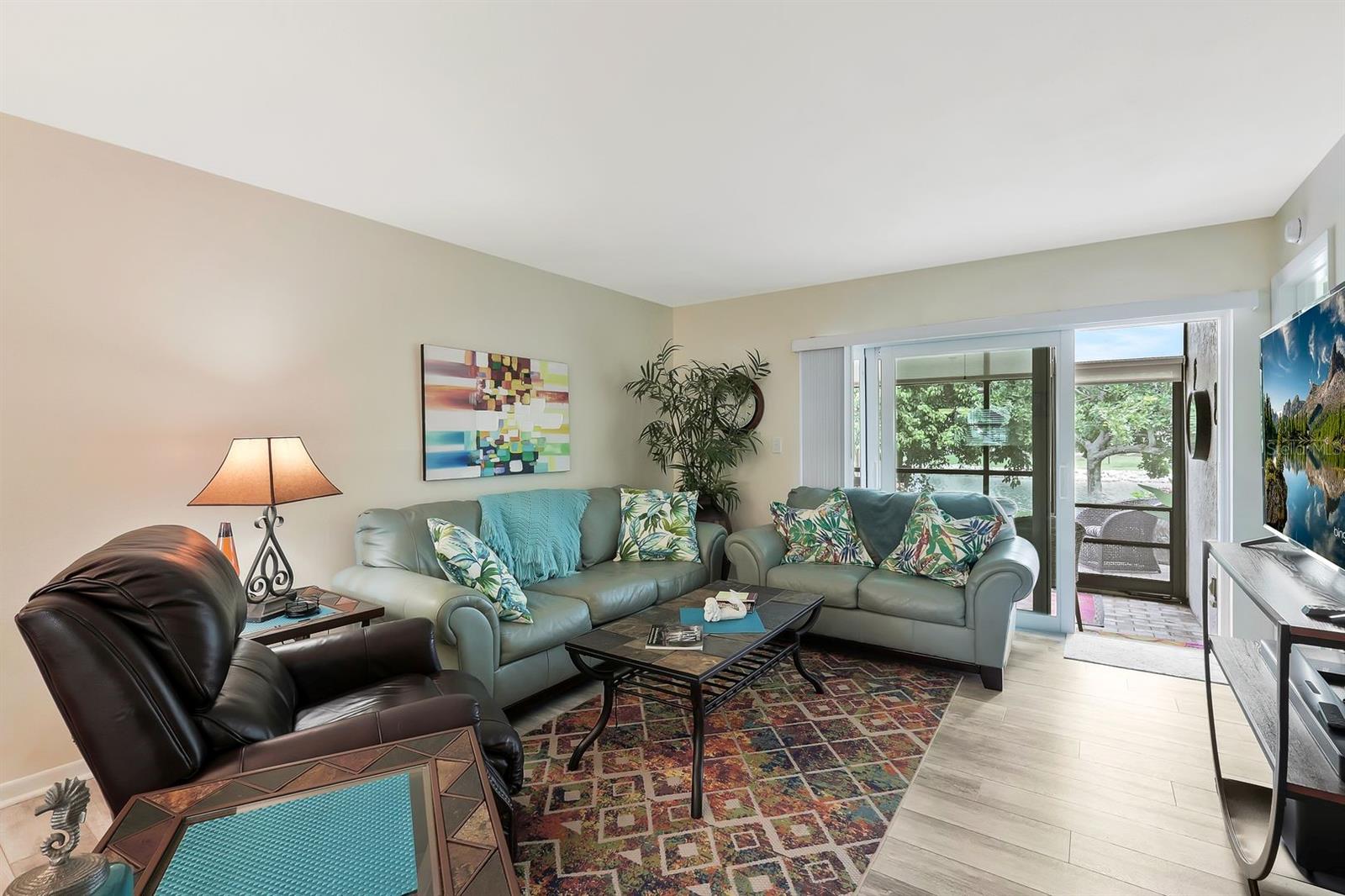 9290 LAKE PARK DR #104, FORT MYERS, FL, 33919