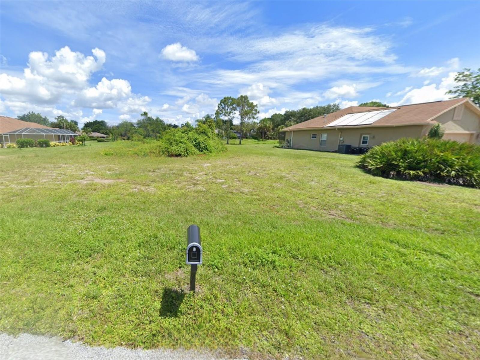 142 SPORTSMAN RD, ROTONDA WEST, FL, 33947