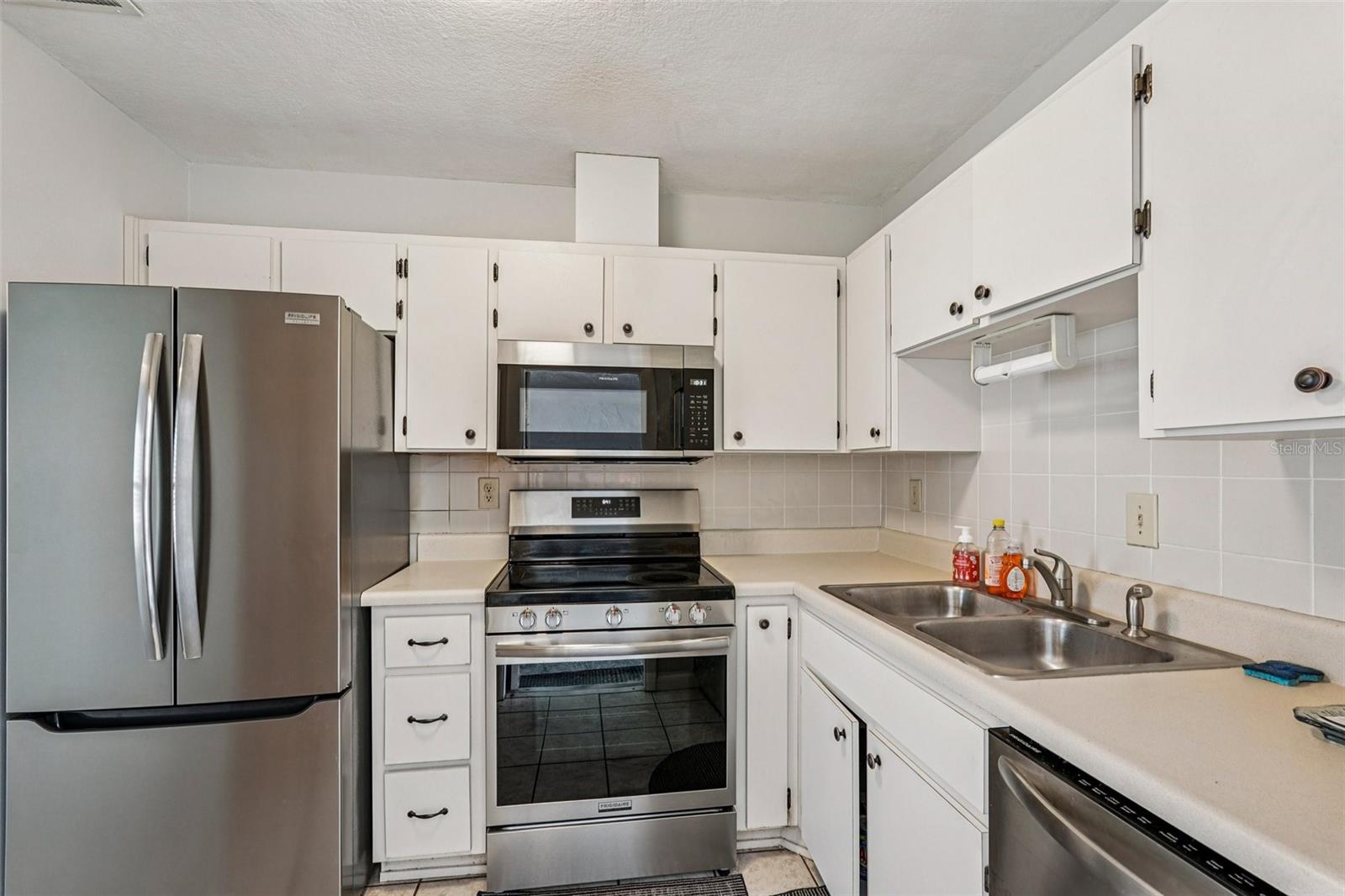 1307 NEW BEDFORD DR #3C, SUN CITY CENTER, FL, 33573