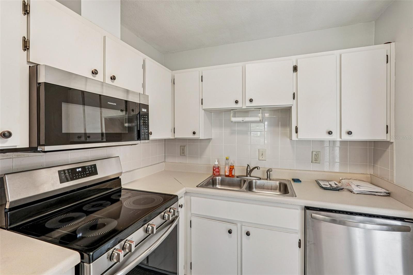 1307 NEW BEDFORD DR #3C, SUN CITY CENTER, FL, 33573