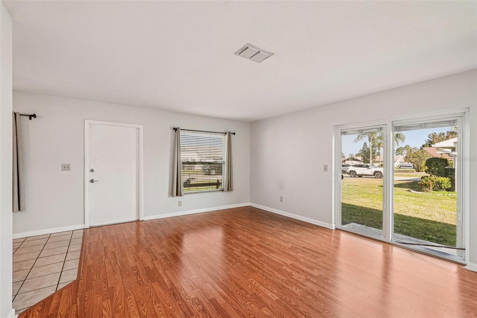 1307 NEW BEDFORD DR #3C, SUN CITY CENTER, FL, 33573