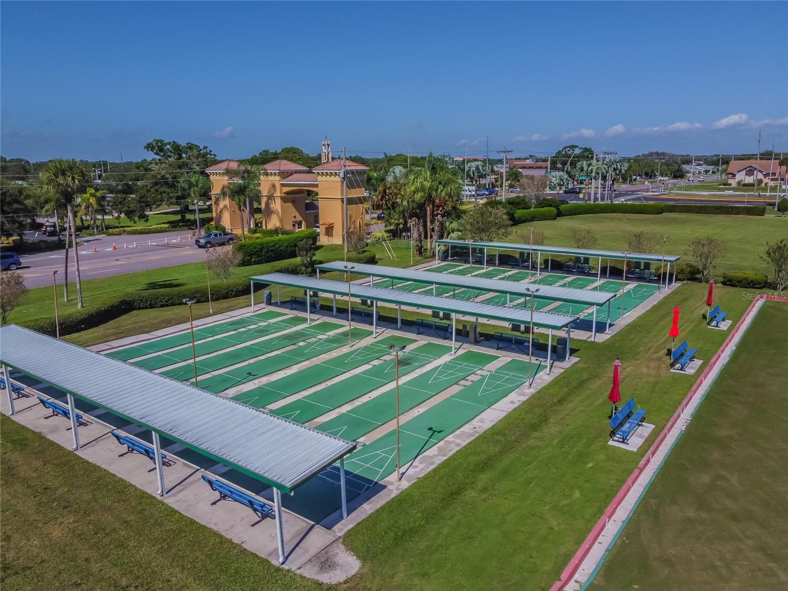 2216 GRENADIER DR, SUN CITY CENTER, FL, 33573