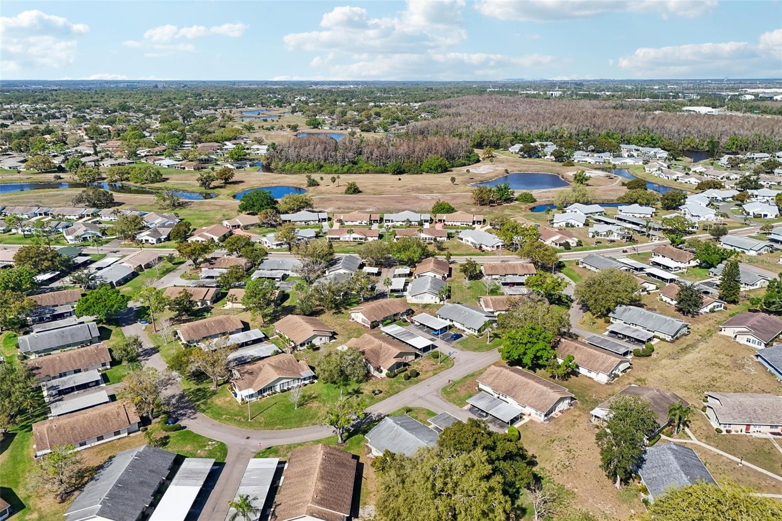 2216 GRENADIER DR, SUN CITY CENTER, FL, 33573