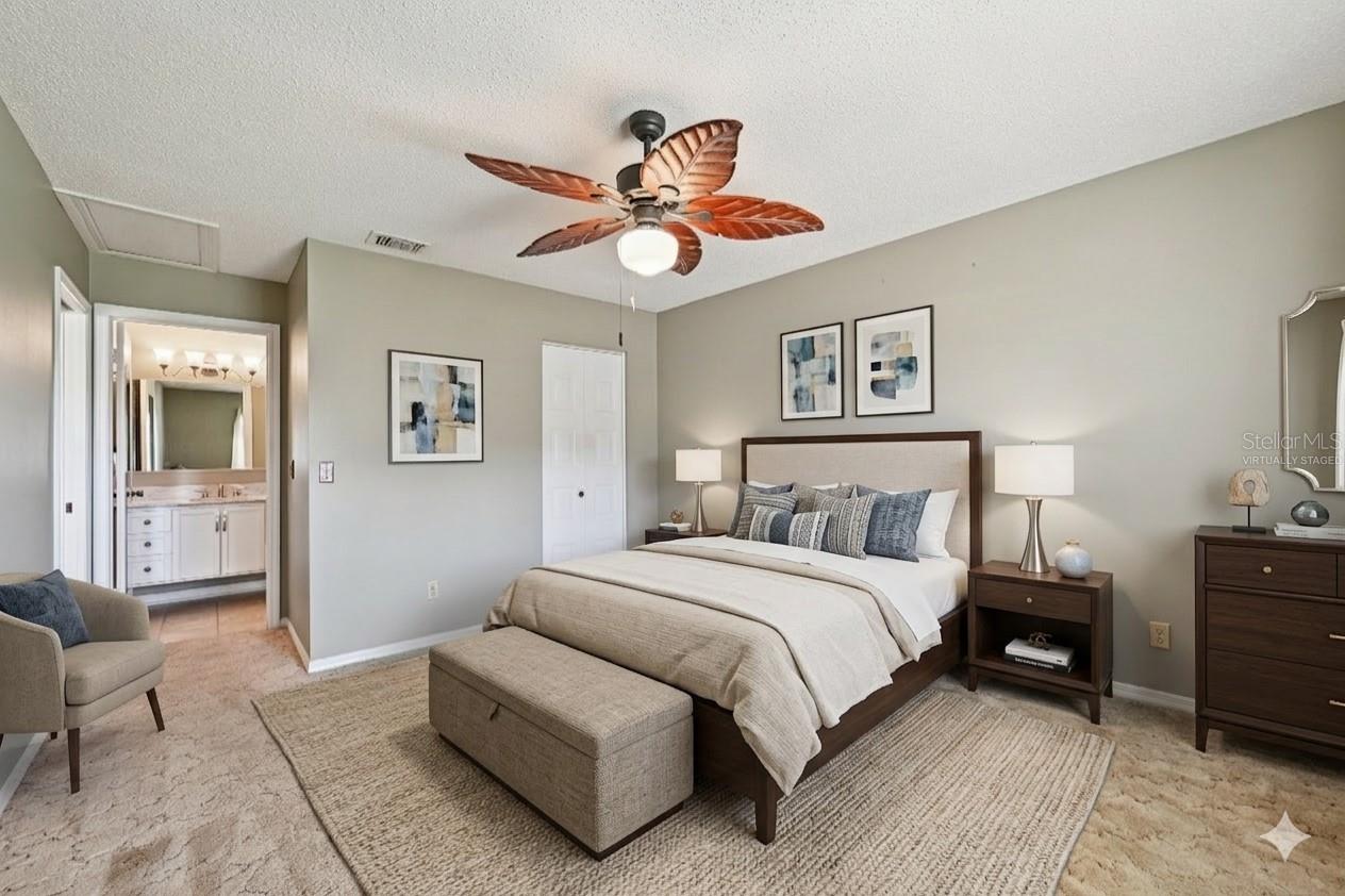 2216 GRENADIER DR, SUN CITY CENTER, FL, 33573