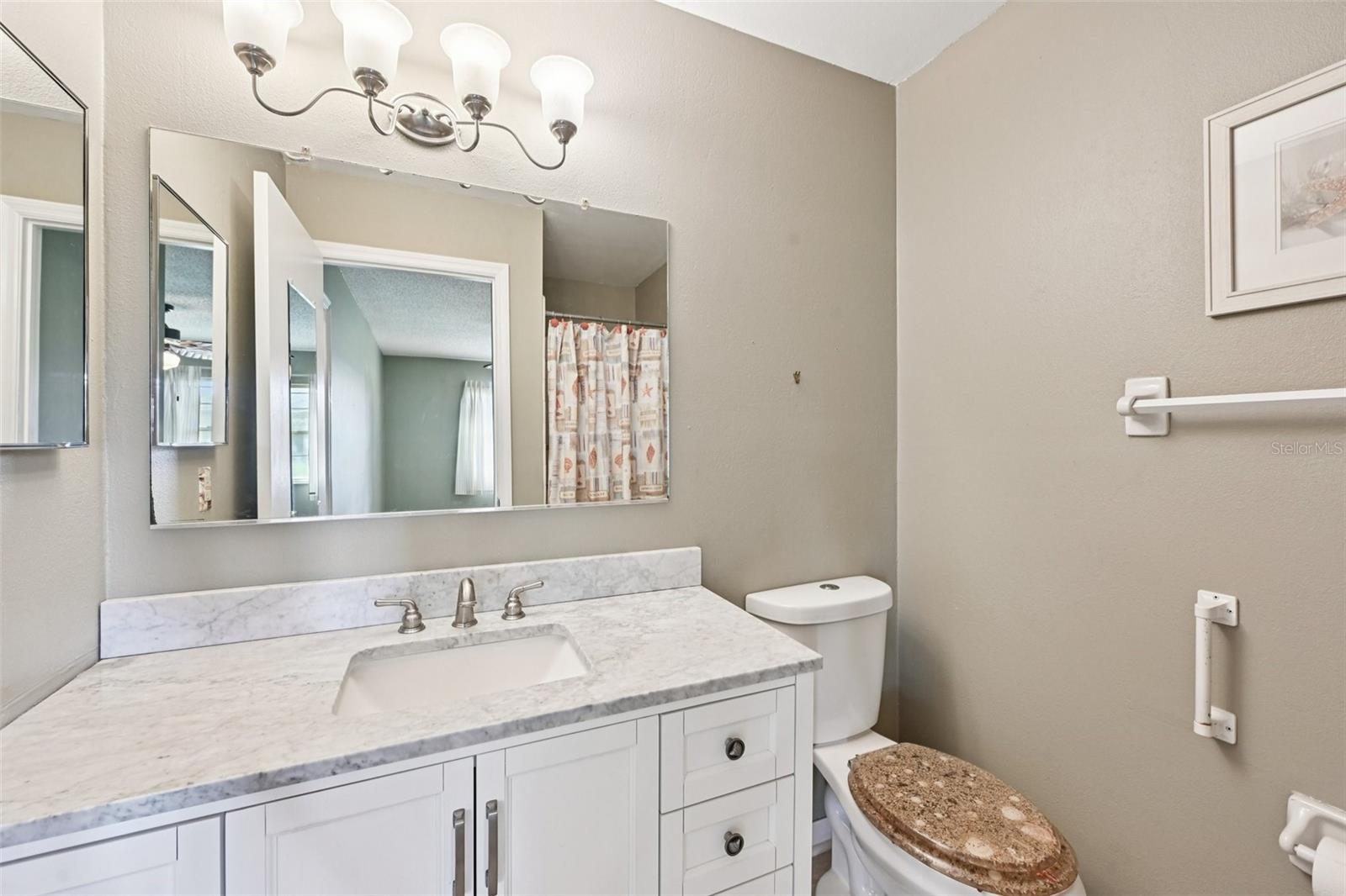 2216 GRENADIER DR, SUN CITY CENTER, FL, 33573