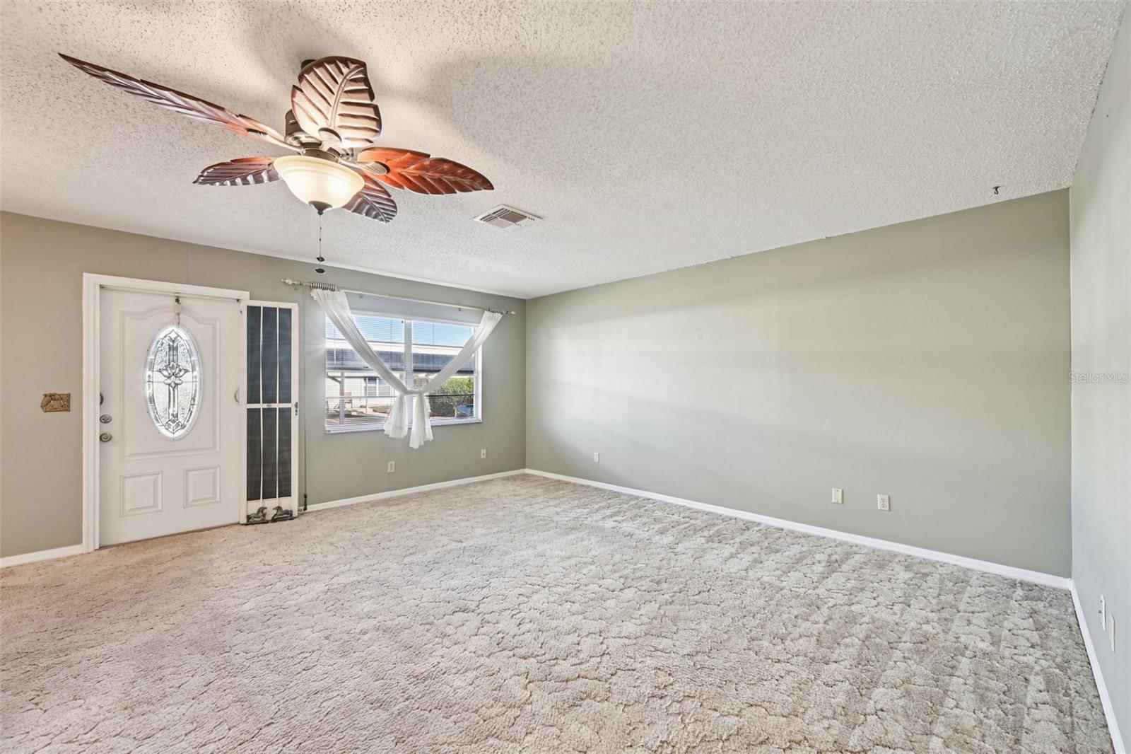 2216 GRENADIER DR, SUN CITY CENTER, FL, 33573