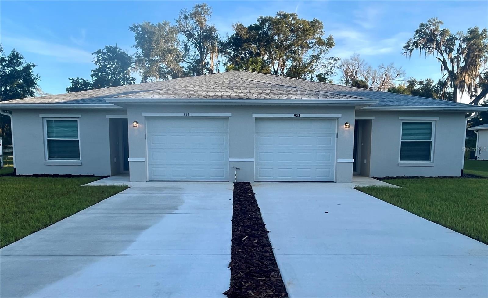 921 E CLIFFORD AVE, EUSTIS, FL, 32726