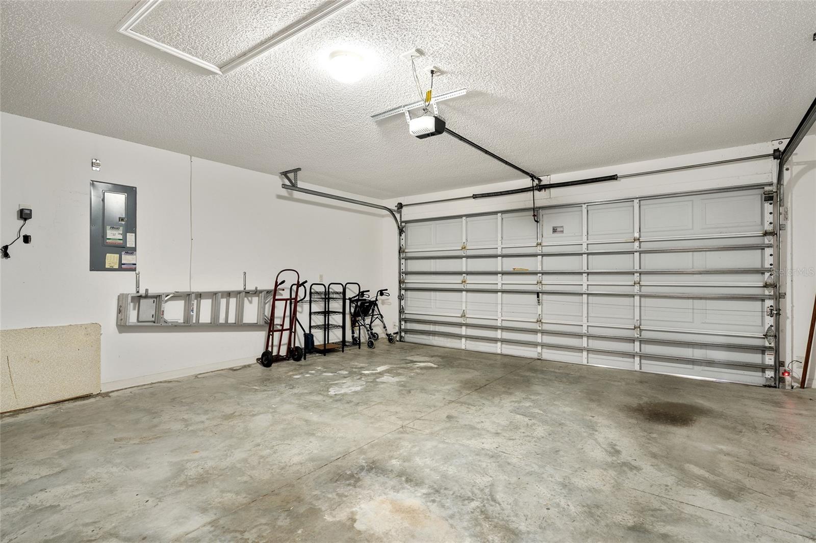 17713 SE 89TH MILFORD AVE, THE VILLAGES, FL, 32162