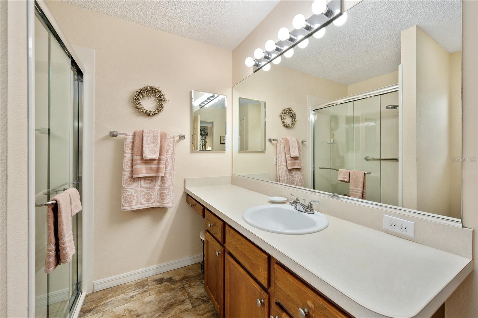 17713 SE 89TH MILFORD AVE, THE VILLAGES, FL, 32162