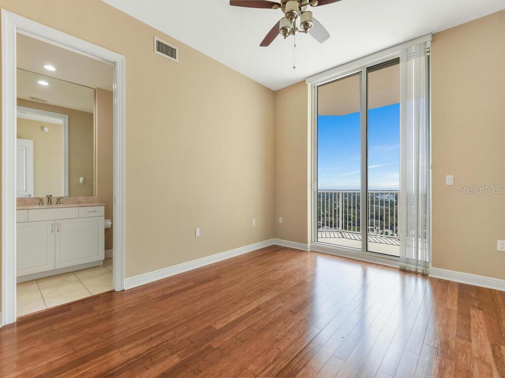 2104 W FIRST ST #2304, FORT MYERS, FL, 33901