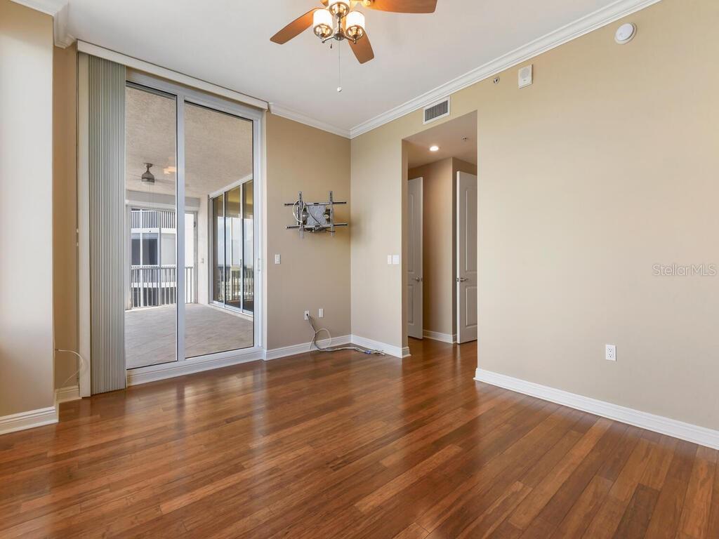 2104 W FIRST ST #2304, FORT MYERS, FL, 33901