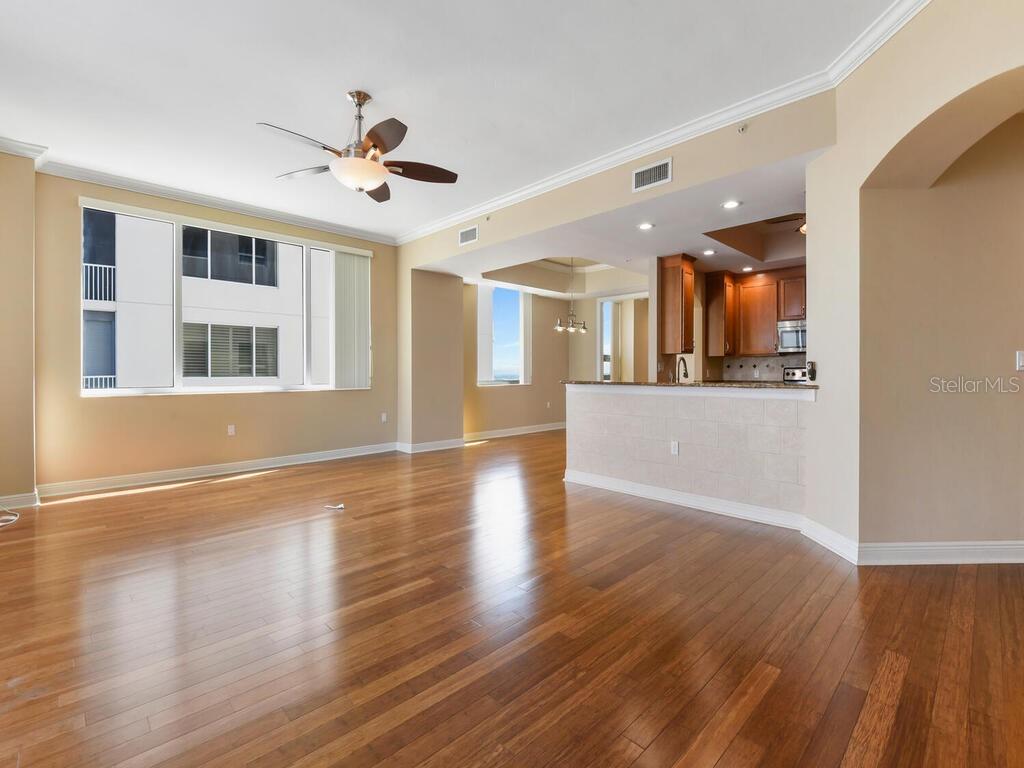 2104 W FIRST ST #2304, FORT MYERS, FL, 33901