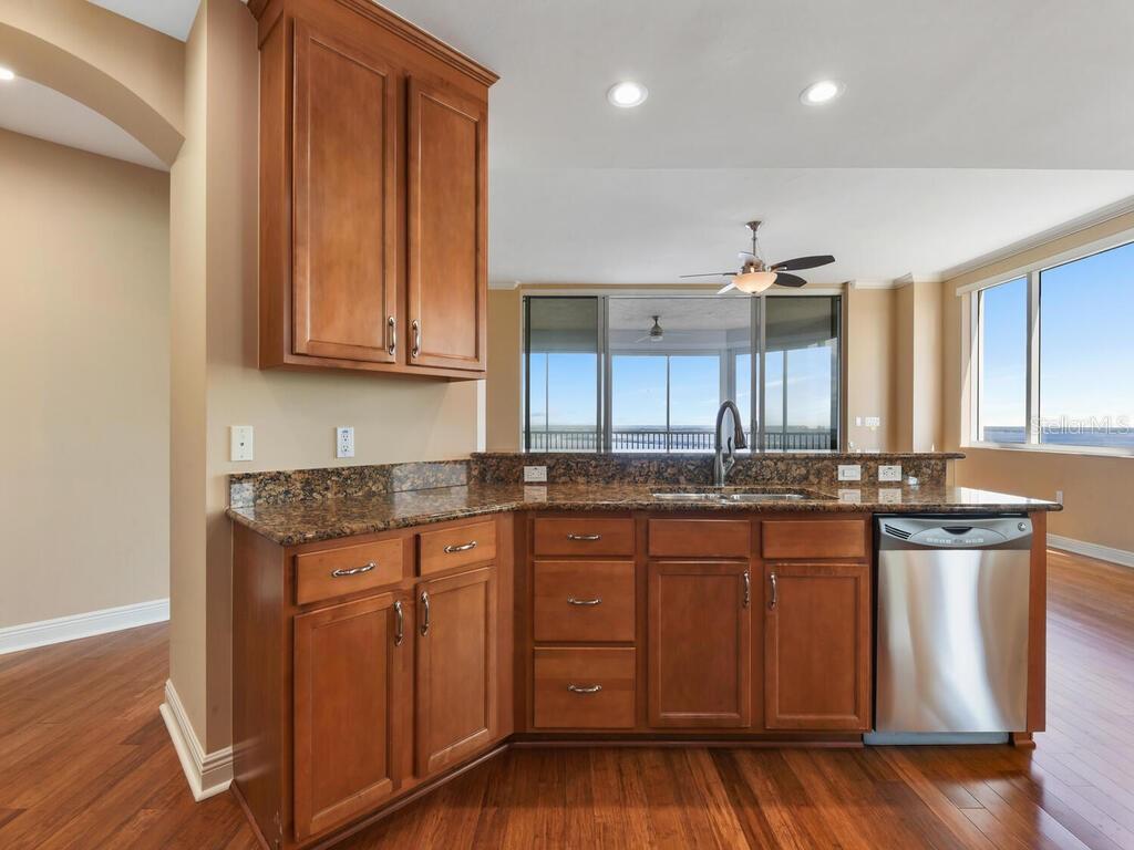 2104 W FIRST ST #2304, FORT MYERS, FL, 33901