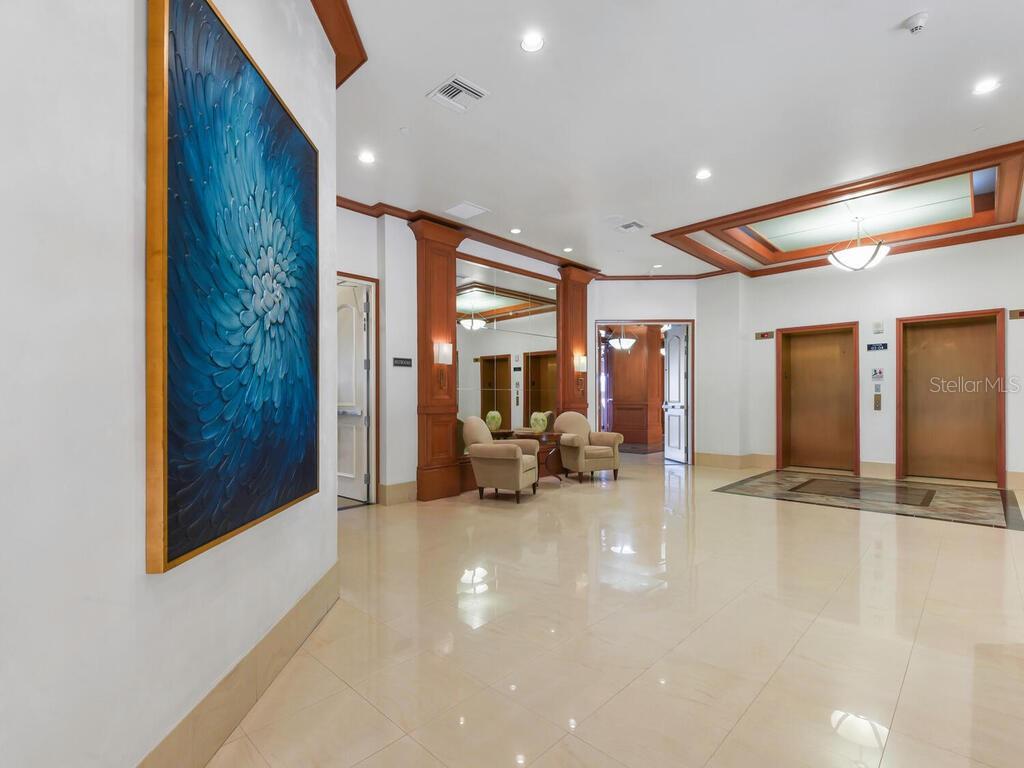 2104 W FIRST ST #2304, FORT MYERS, FL, 33901