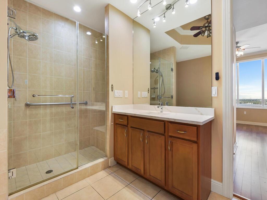 2104 W FIRST ST #2304, FORT MYERS, FL, 33901