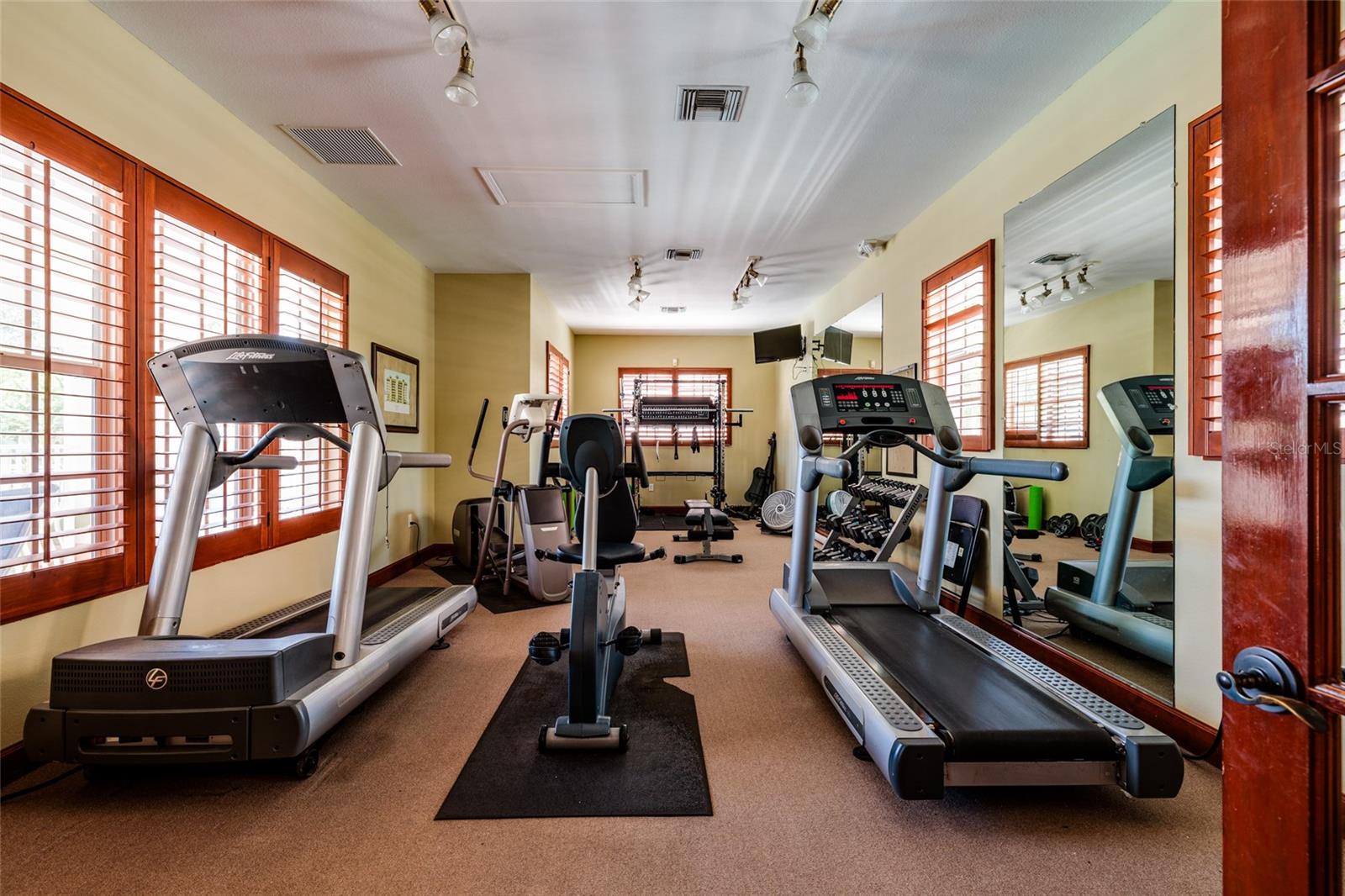 GRANDE VERANDAHS ON THE BAY Community Fitness Room
