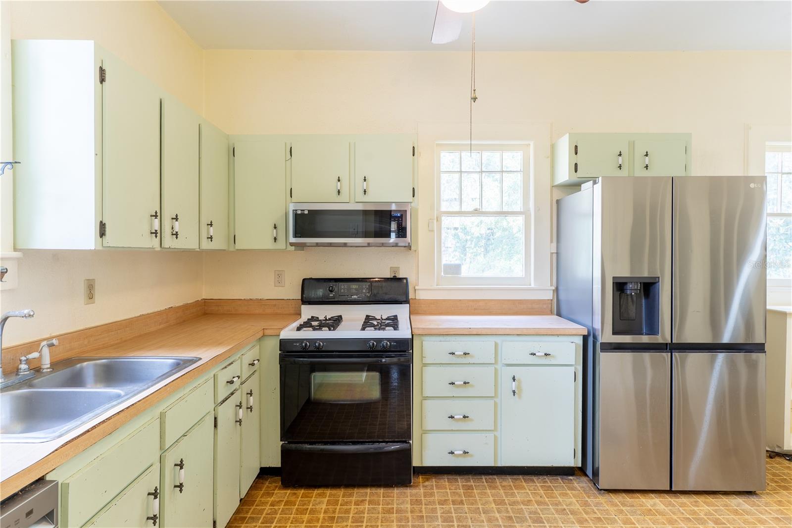 1106 NE 4TH ST, GAINESVILLE, FL, 32601