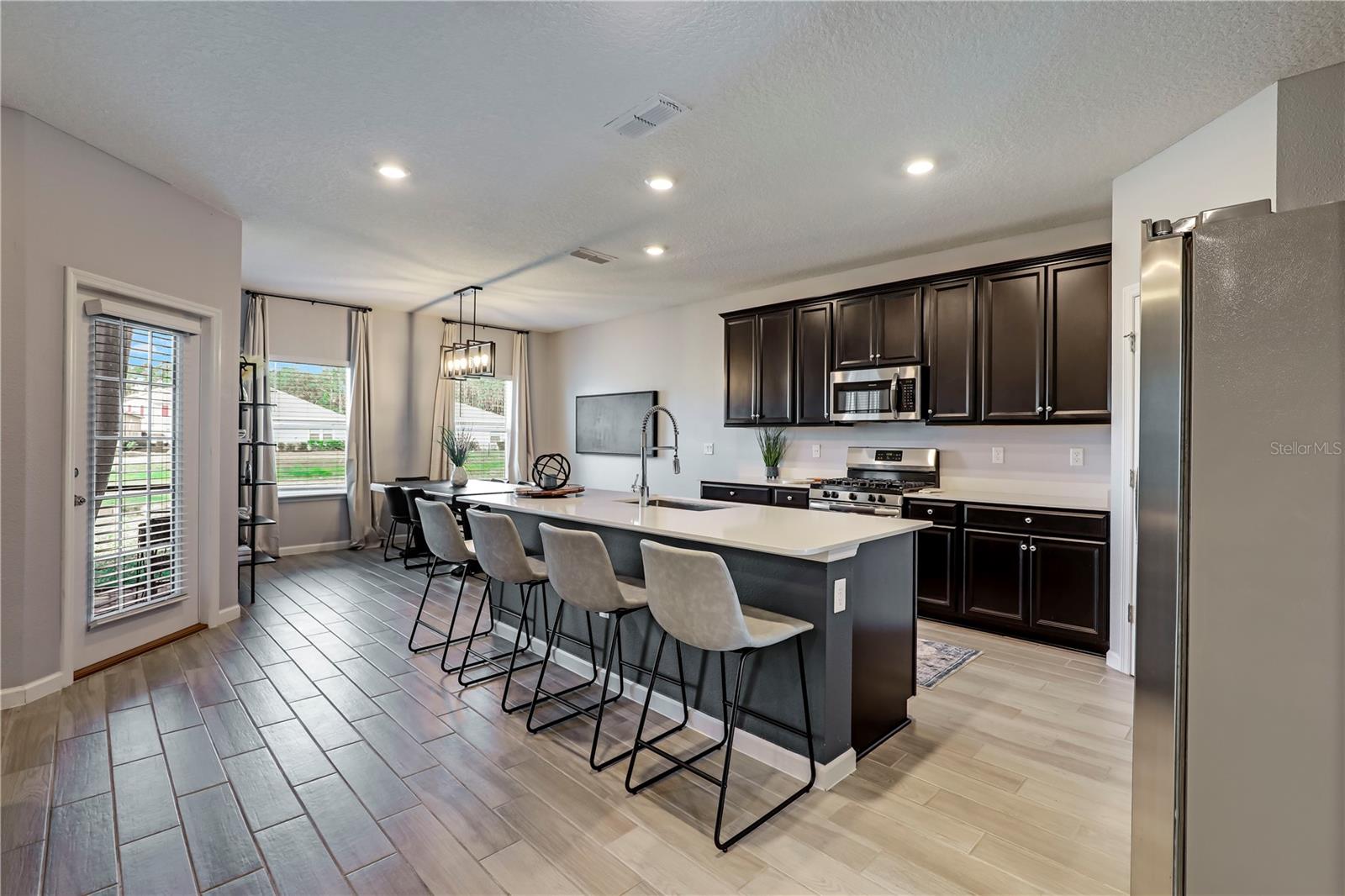 519 TYNES BLVD, MIDDLEBURG, FL, 32068