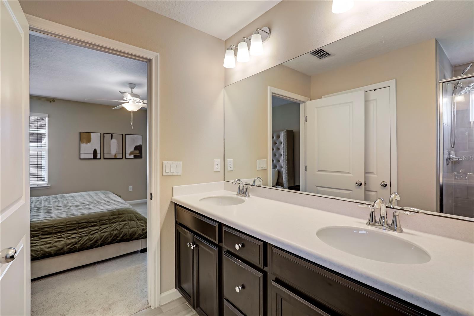 519 TYNES BLVD, MIDDLEBURG, FL, 32068