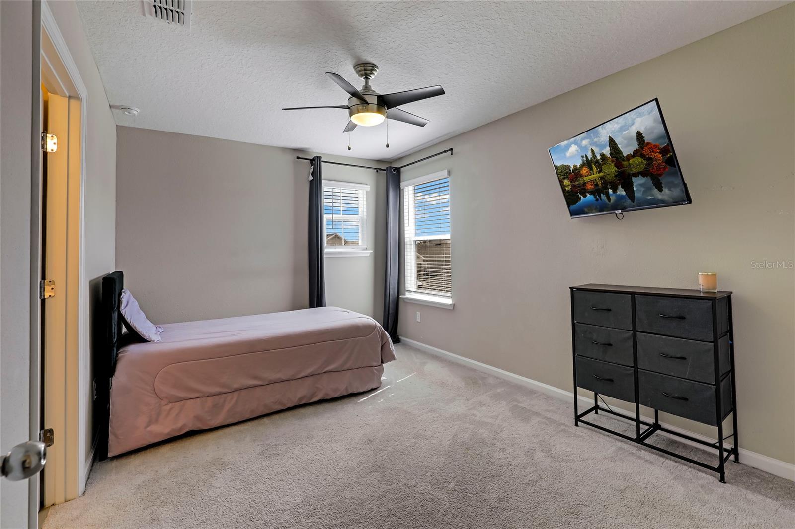 519 TYNES BLVD, MIDDLEBURG, FL, 32068