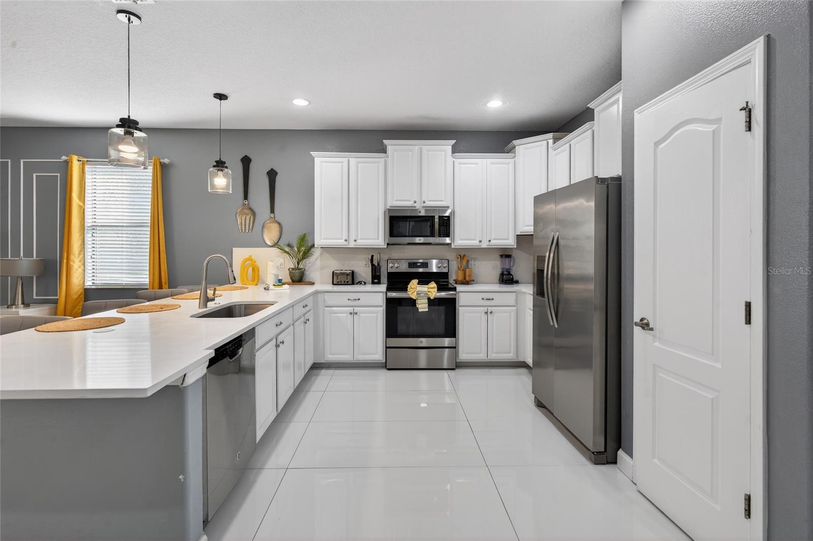 1433 WEXFORD WAY, DAVENPORT, FL, 33896