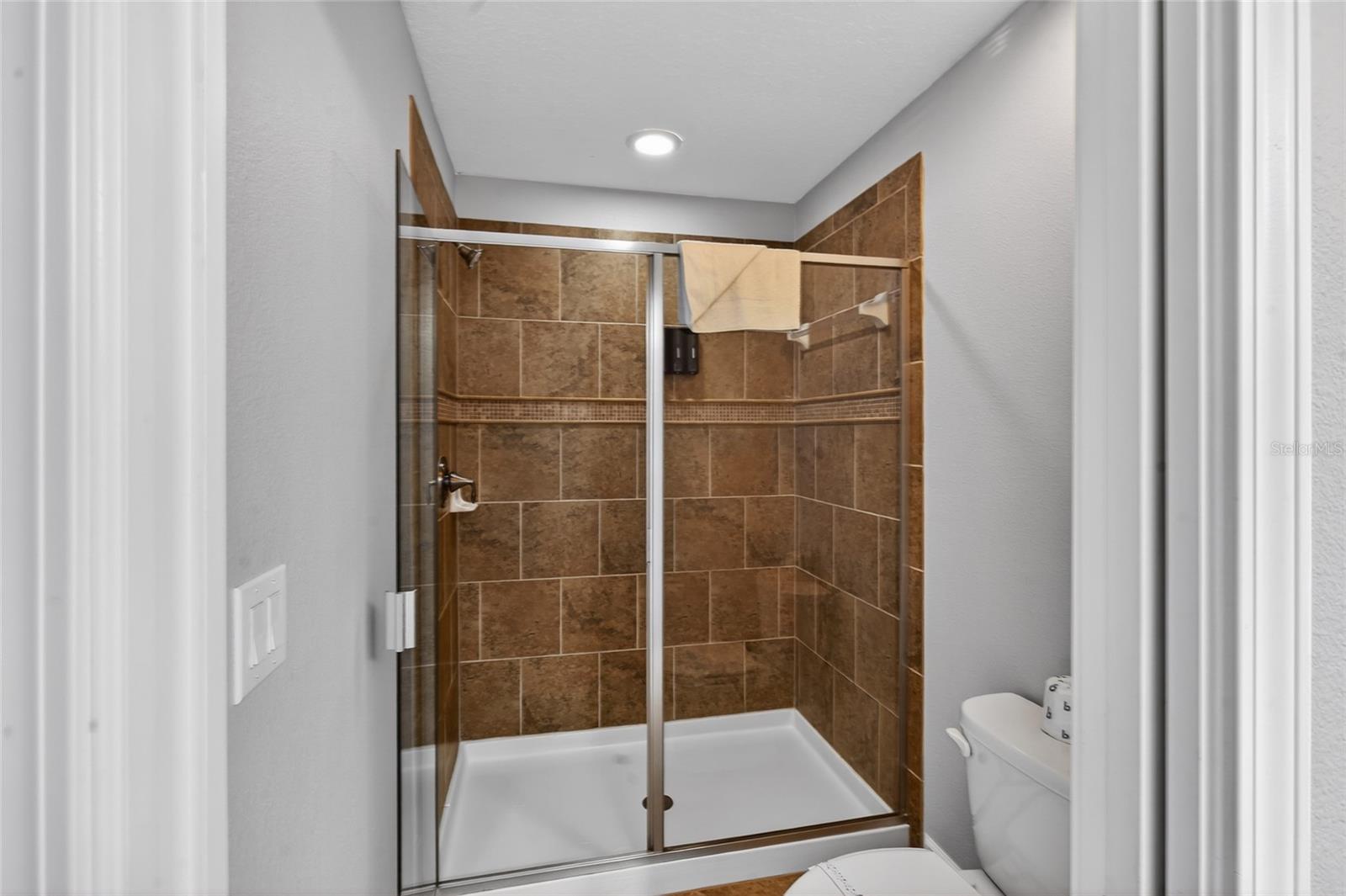 1433 WEXFORD WAY, DAVENPORT, FL, 33896