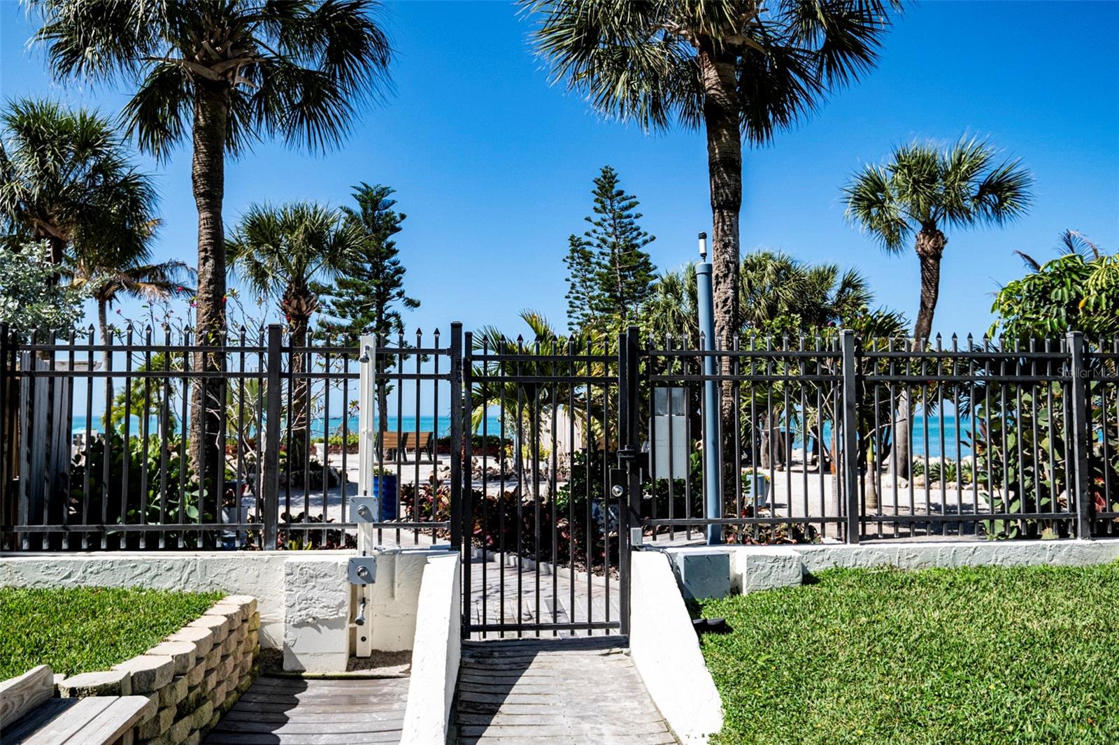 7100 SUNSET WAY #810, ST PETE BEACH, FL, 33706