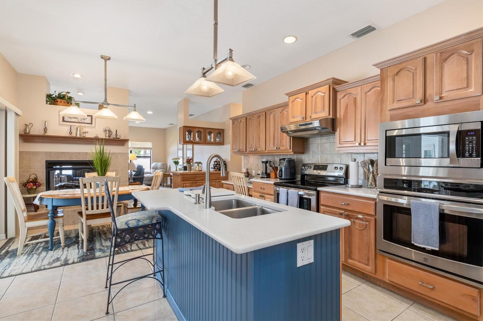 18412 MEYER AVE, PORT CHARLOTTE, FL, 33948