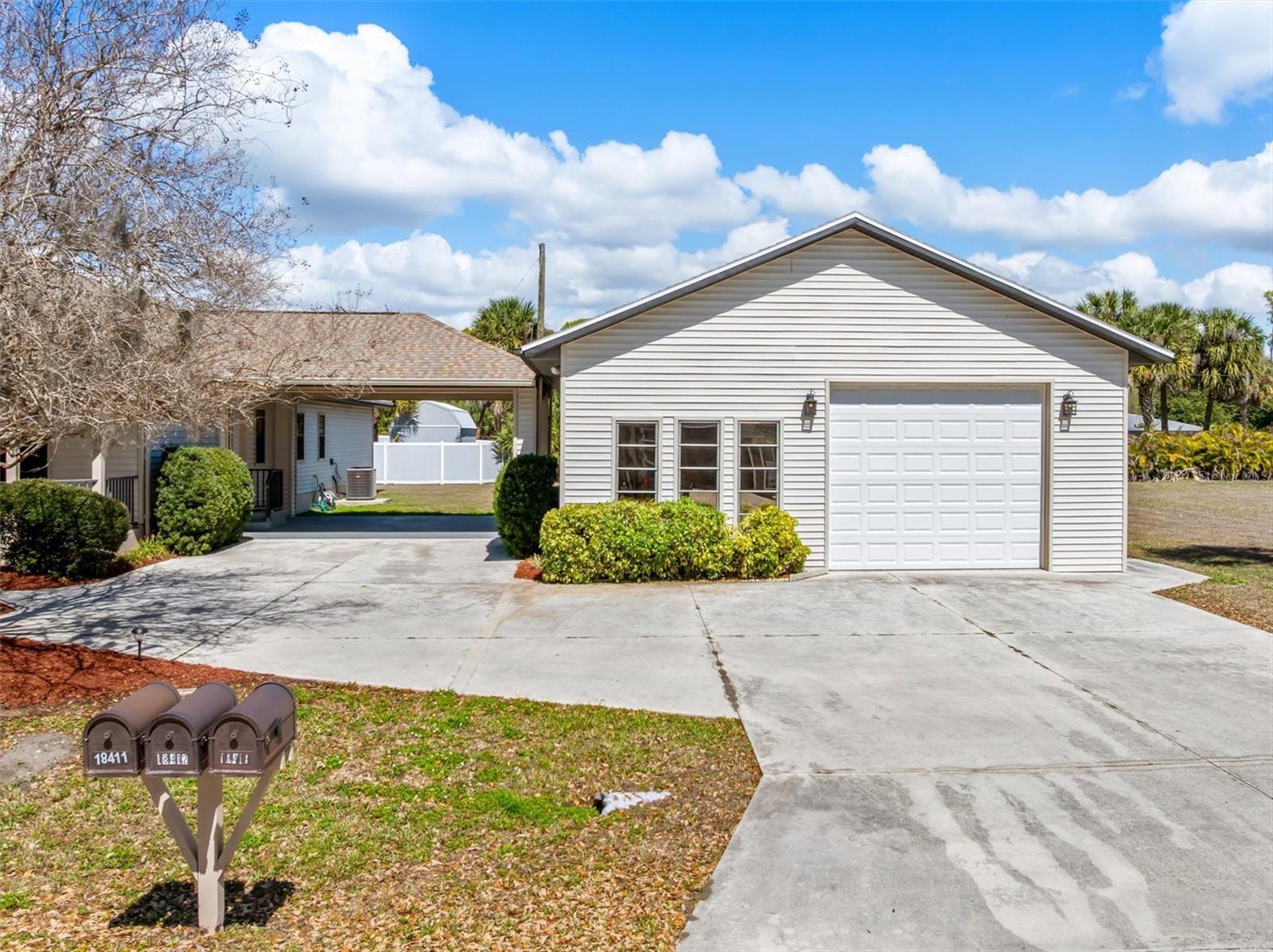 18412 MEYER AVE, PORT CHARLOTTE, FL, 33948