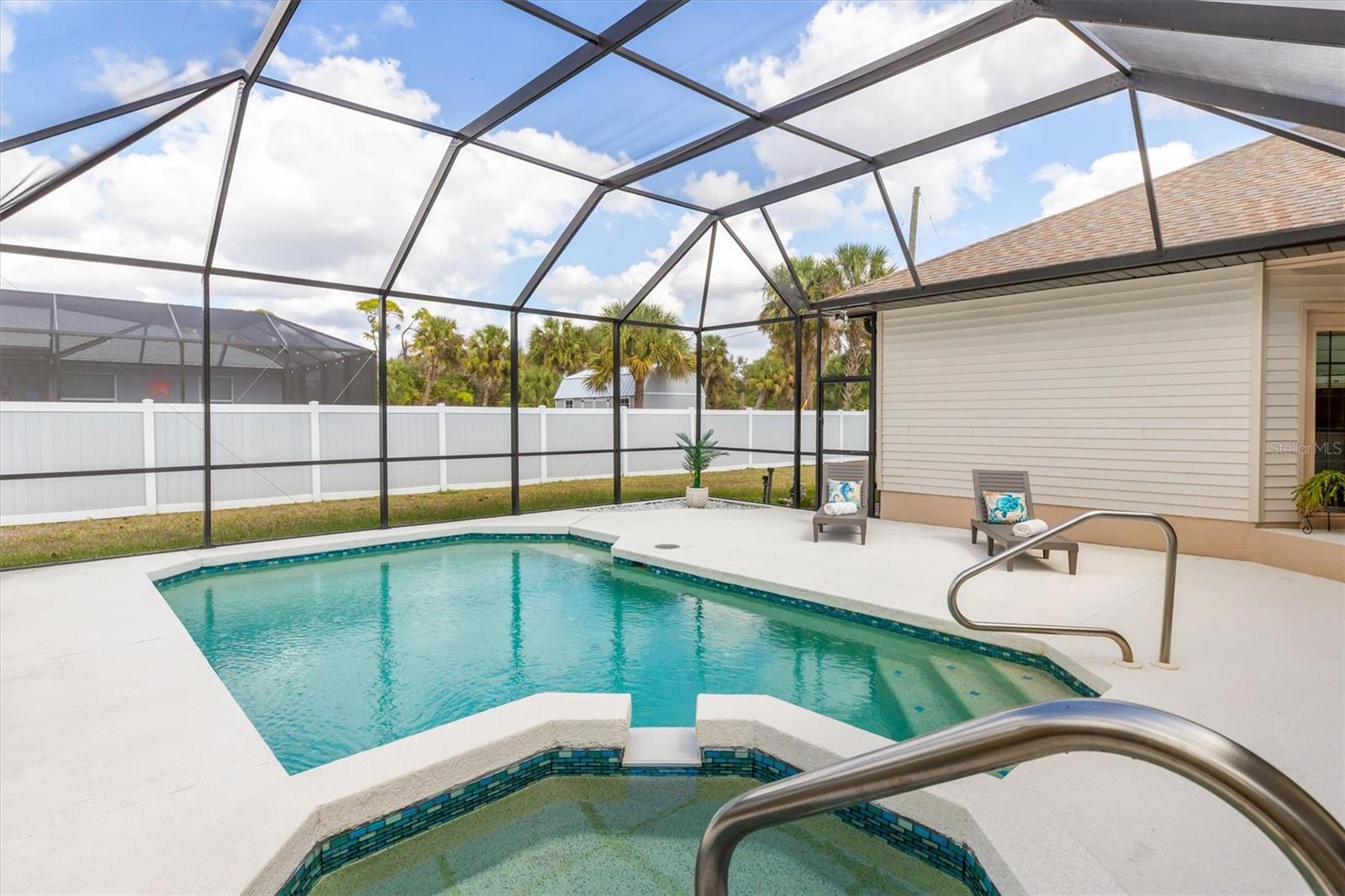 18412 MEYER AVE, PORT CHARLOTTE, FL, 33948