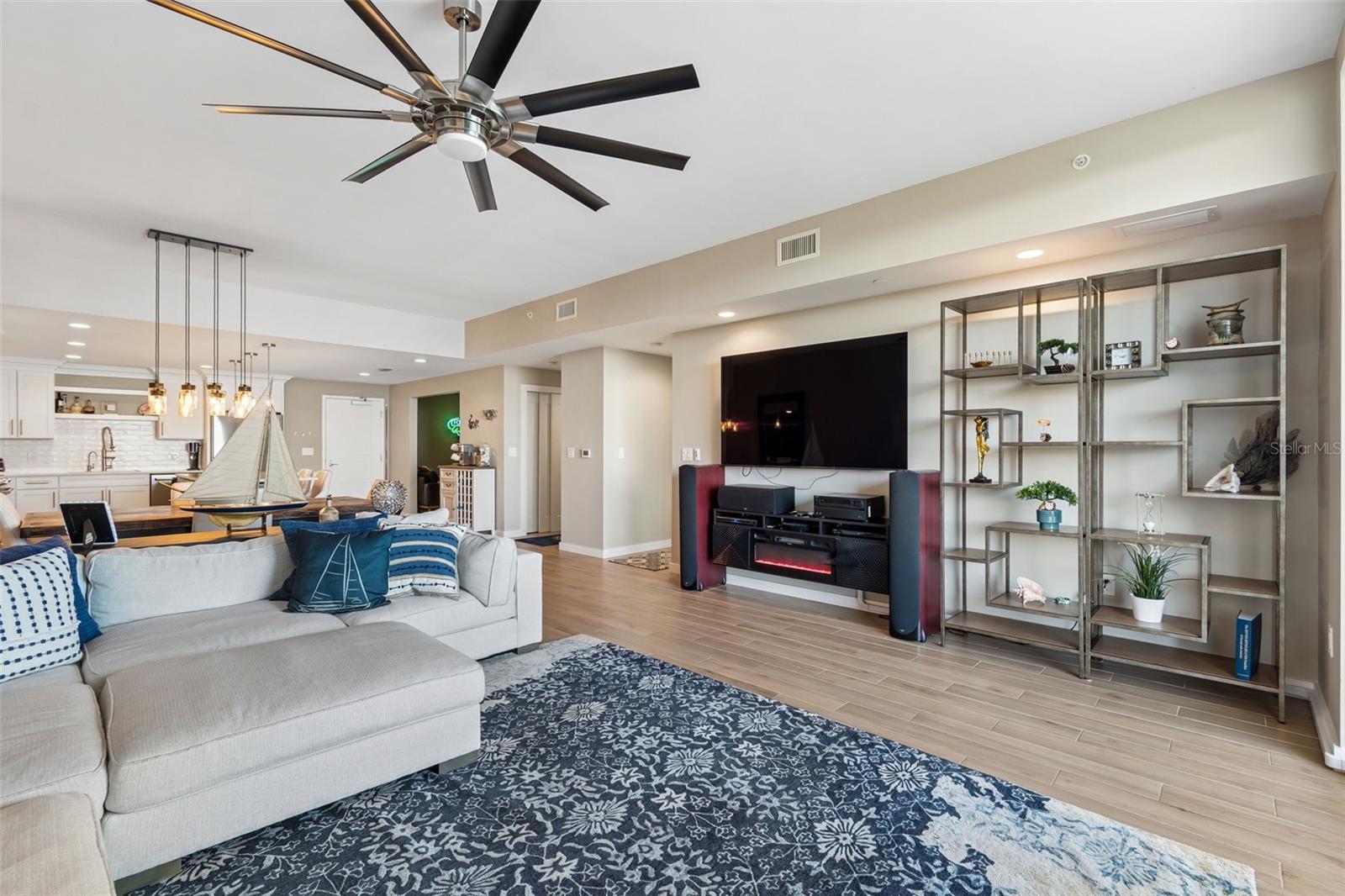 920 N OSCEOLA AVE #604, CLEARWATER, FL, 33755