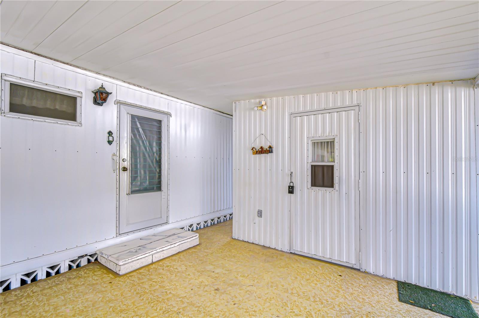 37427 HAMMOND DR, ZEPHYRHILLS, FL, 33541