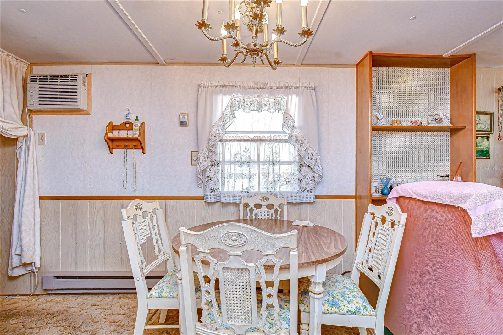 37427 HAMMOND DR, ZEPHYRHILLS, FL, 33541