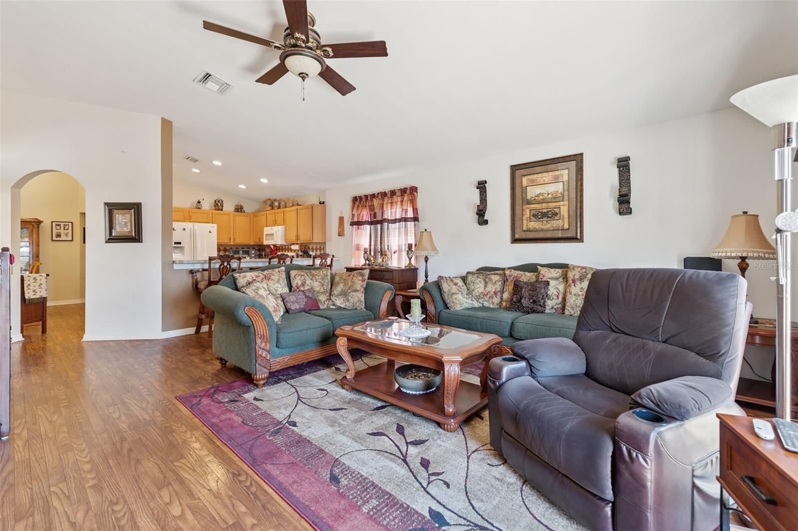 304 LAKE SUZANNE DR, LAKE WALES, FL, 33859