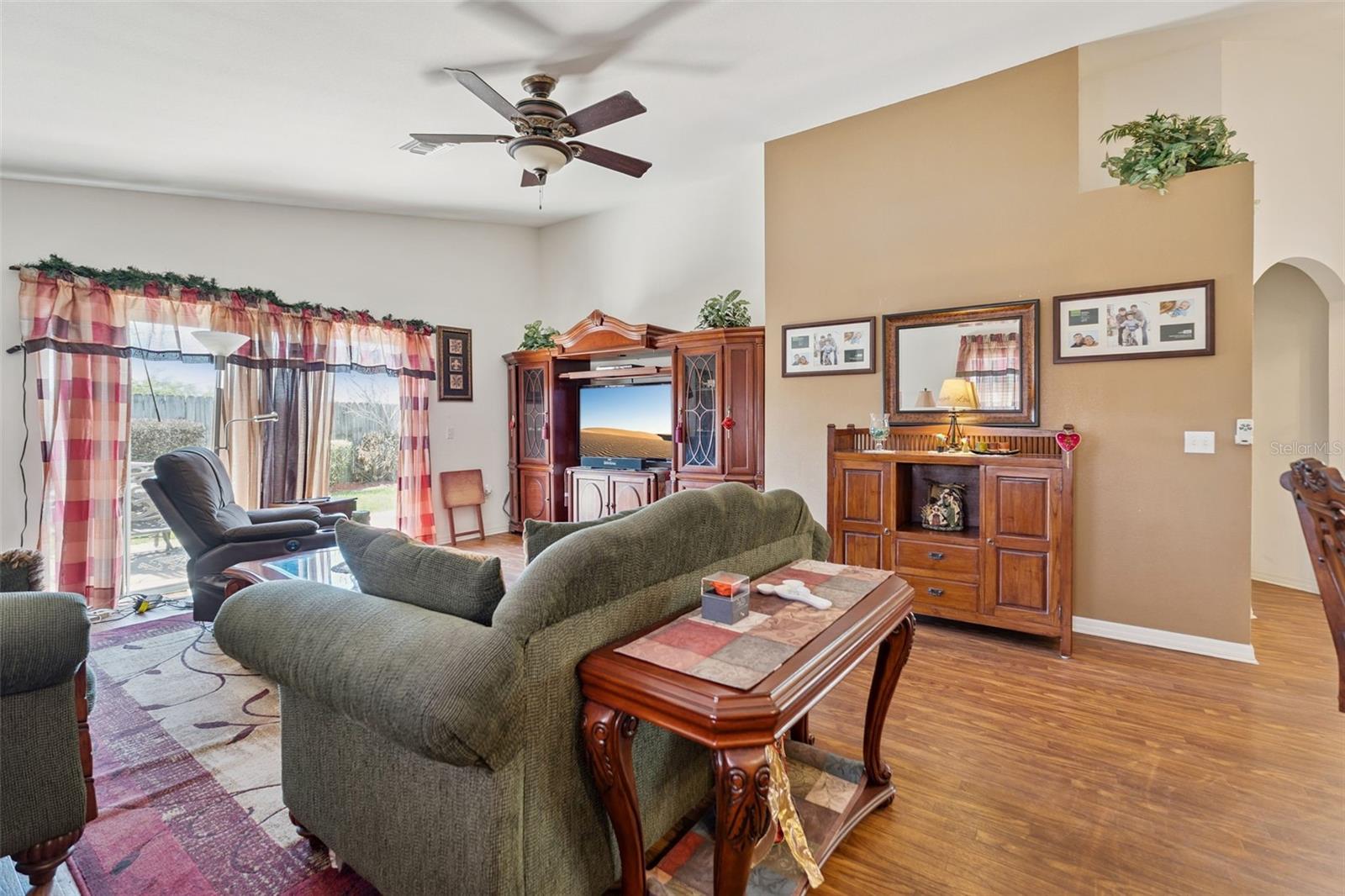 304 LAKE SUZANNE DR, LAKE WALES, FL, 33859