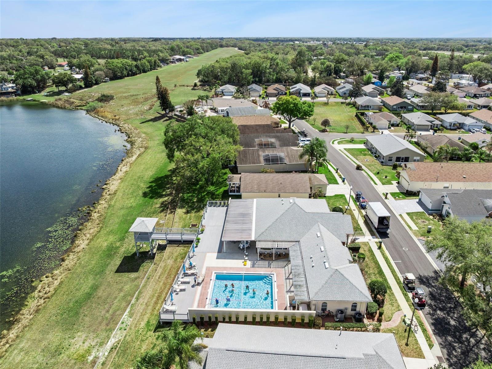 304 LAKE SUZANNE DR, LAKE WALES, FL, 33859