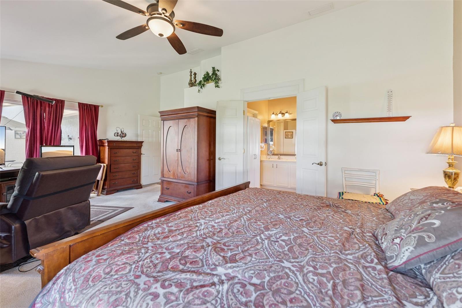 304 LAKE SUZANNE DR, LAKE WALES, FL, 33859