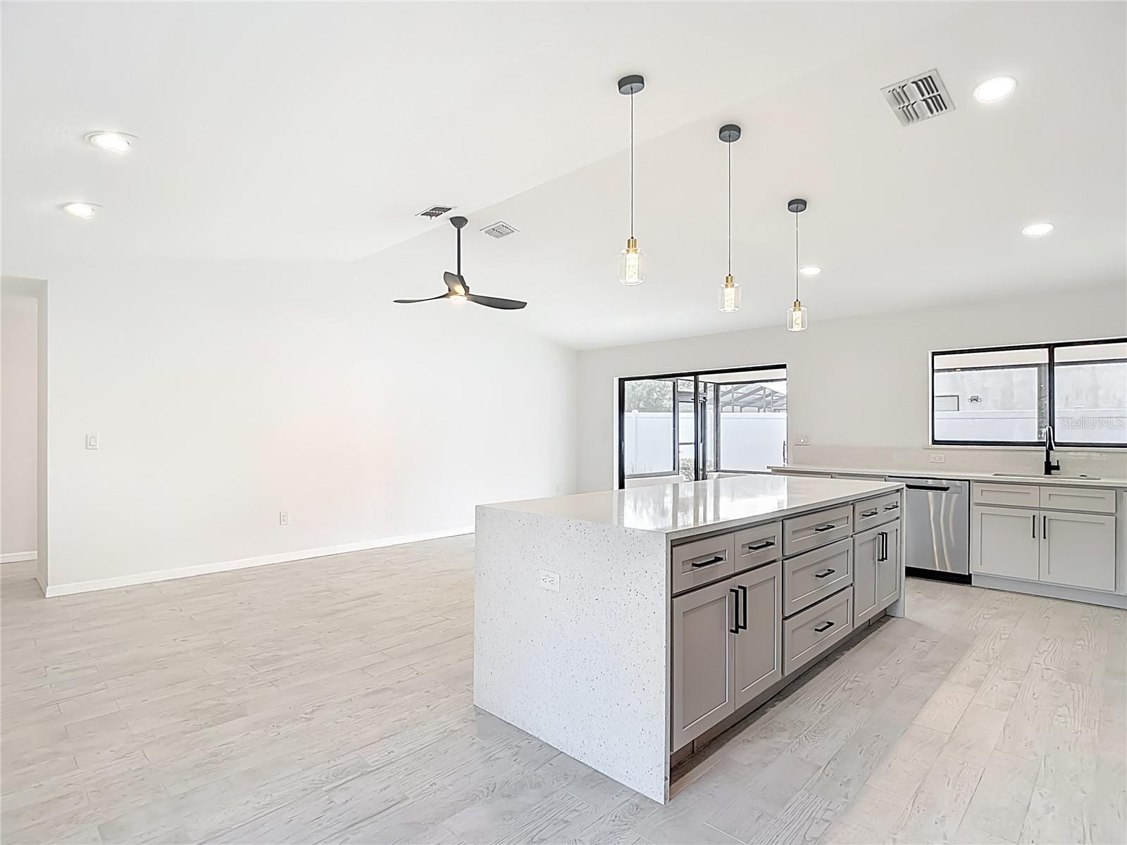 7478 DUNDEE WAY, WEEKI WACHEE, FL, 34613